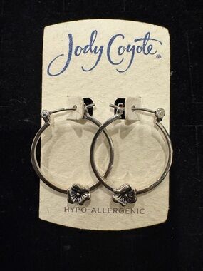 Jody Coyote Silver Tone Hoop Earrings Floral Charm Hypoallergenic